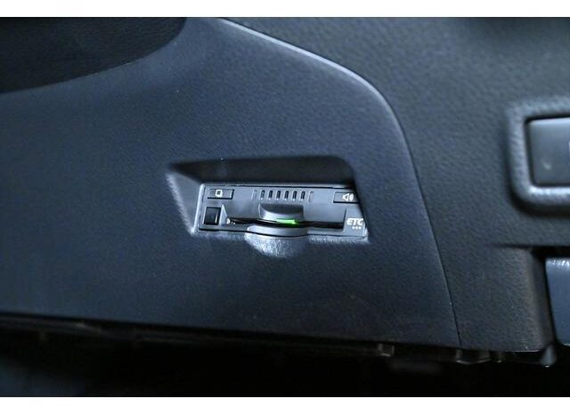 
								TOYOTA C-HR 2022 full									