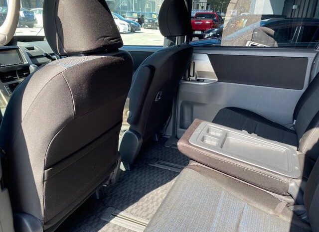 
								TOYOTA VOVY 2009 full									