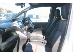 
										TOYOTA VOXY 2019 full									