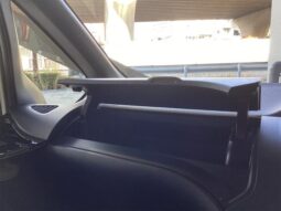 
										TOYOTA VOXY 2021 full									