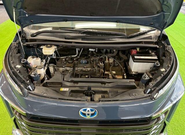 
								TOYOTA VOXY 2022 full									