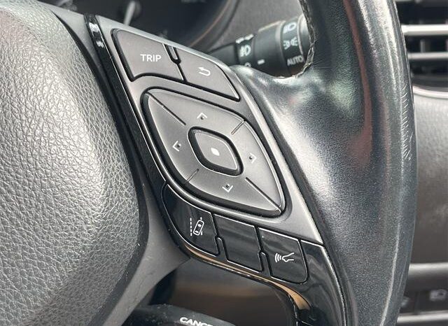 
								TOYOTA C-HR 2016 full									