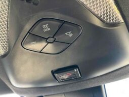 
										TOYOTA C-HR 2019 full									