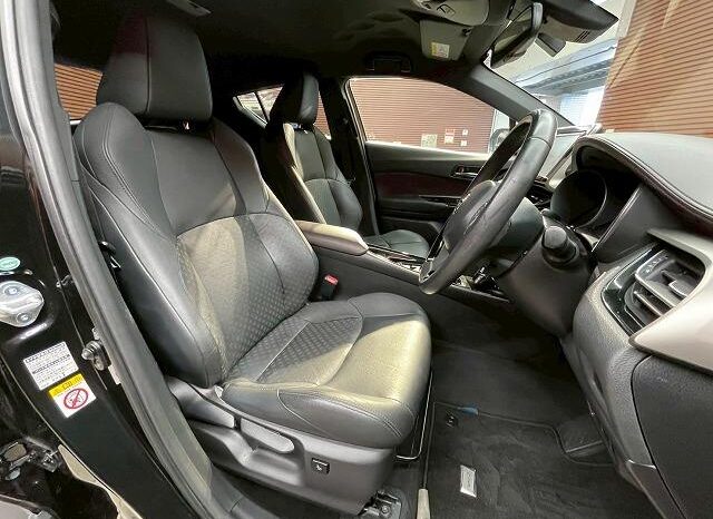 
								TOYOTA C-HR 2016 full									