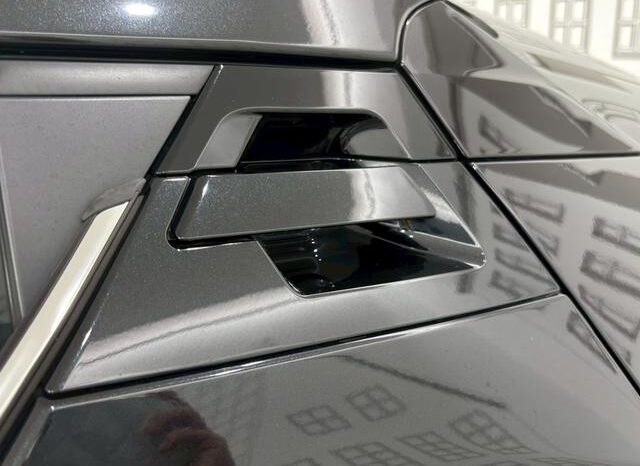 
								TOYOTA C-HR 2021 full									