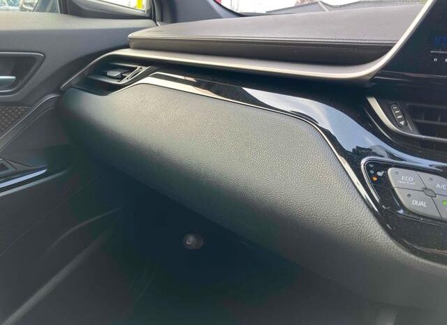 
								TOYOTA C-HR 2016 full									