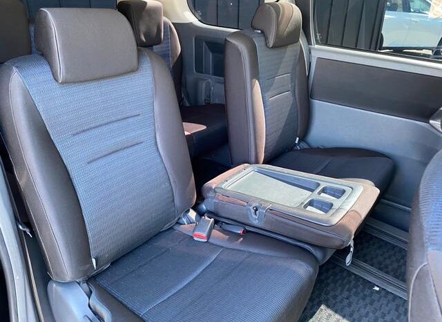 
								TOYOTA VOVY 2009 full									