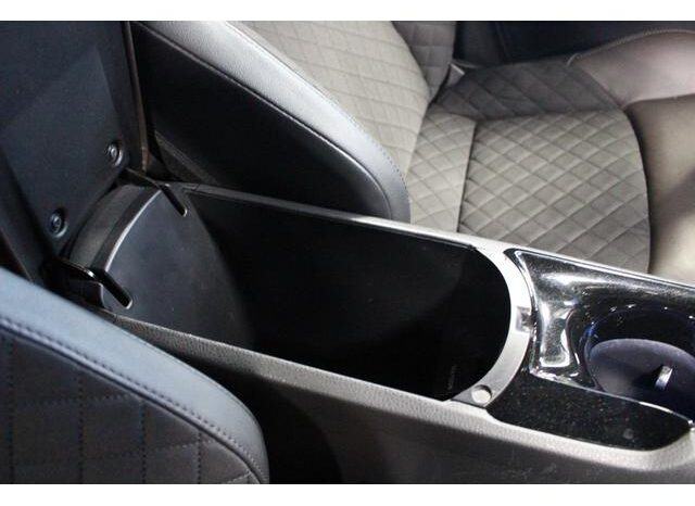 
								TOYOTA C-HR 2017 full									