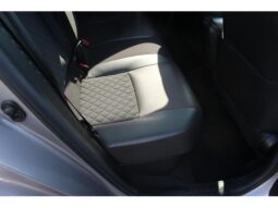 
										TOYOTA C-HR 2017 full									