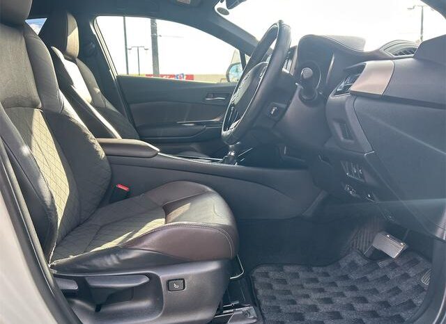 
								TOYOTA C-HR 2017 full									