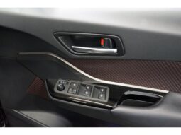 
										TOYOTA C-HR 2019 full									