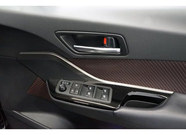 
								TOYOTA C-HR 2019 full									