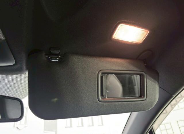 
								TOYOTA C-HR 2021 full									