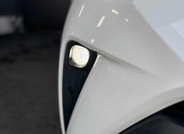 
								TOYOTA C-HR 2021 full									