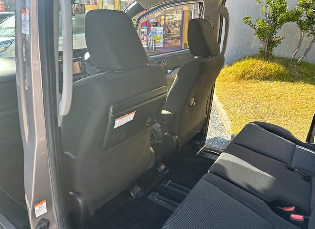 
								TOYOTA VOXY 2019 full									