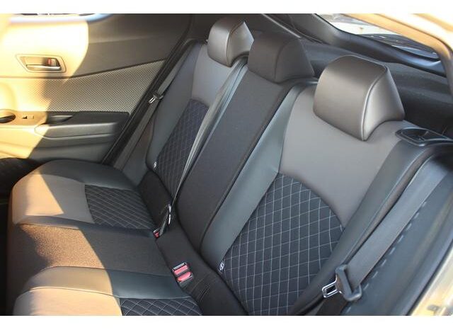 
								TOYOTA C-HR 2020 full									