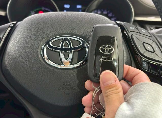 
								TOYOTA C-HR 2021 full									