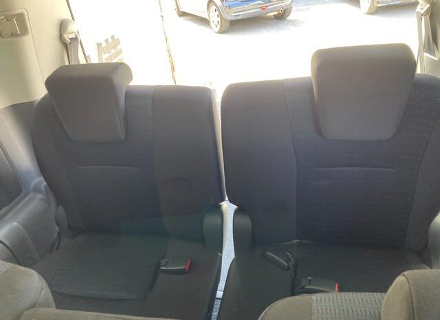 
								TOYOTA VOVY 2009 full									