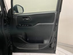 
										TOYOTA VOXY 2019 full									