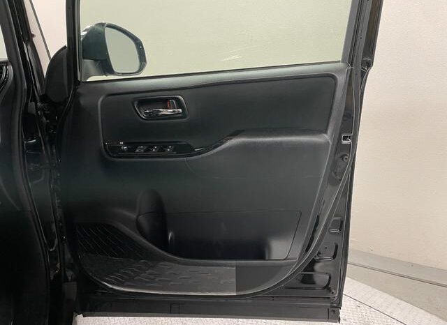 
								TOYOTA VOXY 2019 full									