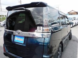 
										TOYOTA VOXY 2021 full									