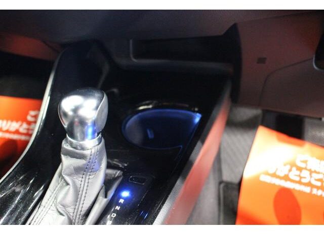 
								TOYOTA C-HR 2017 full									