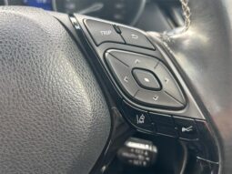 
										TOYOTA C-HR 2017 full									