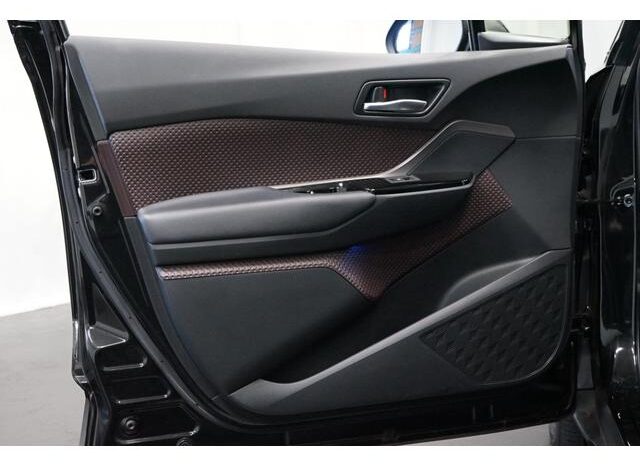 
								TOYOTA C-HR 2019 full									