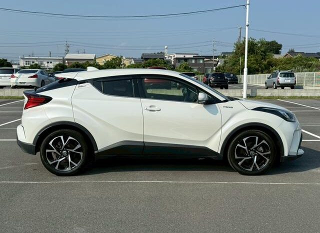 
								TOYOTA C-HR 2020 full									