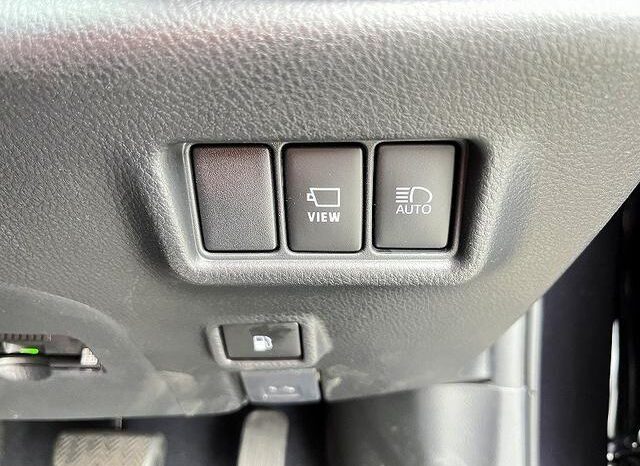 
								TOYOTA C-HR 2022 full									