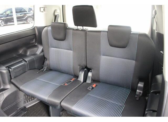 
								TOYOTA VOXY 2016 full									