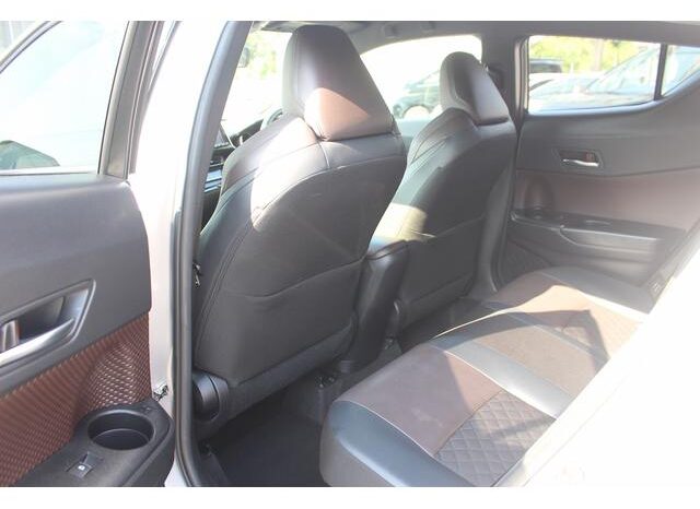 
								TOYOTA C-HR 2017 full									