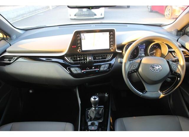 
								TOYOTA C-HR 2020 full									