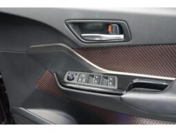 
										TOYOTA C-HR 2018 full									