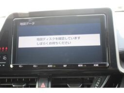 
										TOYOTA C-HR 2019 full									