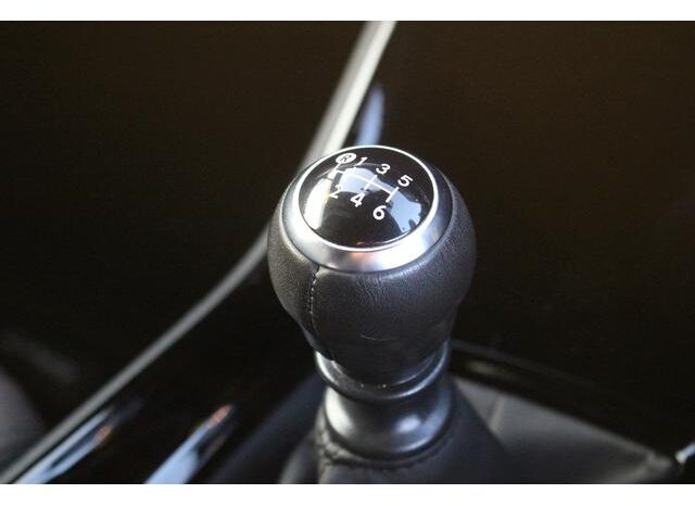 
								TOYOTA C-HR 2020 full									