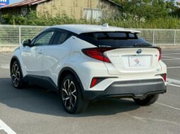 
										TOYOTA C-HR 2020 full									