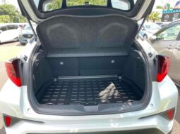 
										TOYOTA C-HR 2022 full									