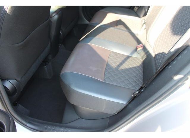 
								TOYOTA C-HR 2017 full									