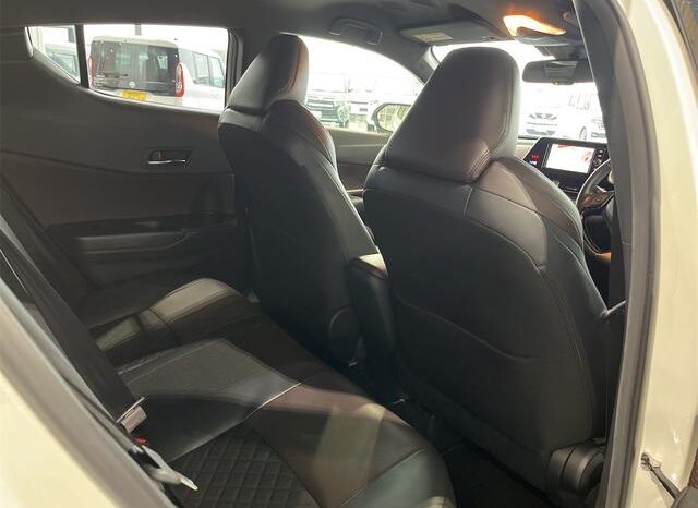 
								TOYOTA C-HR 2018 full									