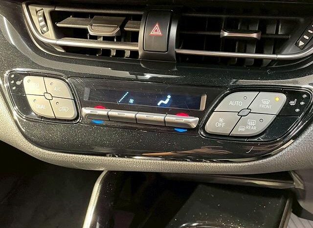 
								TOYOTA C-HR 2016 full									