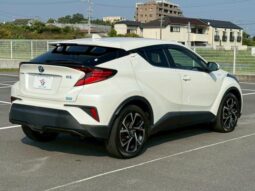 
										TOYOTA C-HR 2020 full									