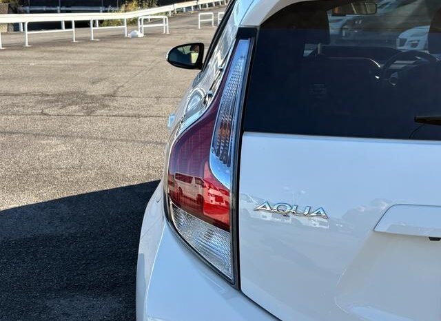 
								TOYOTA AQUA 2014 full									