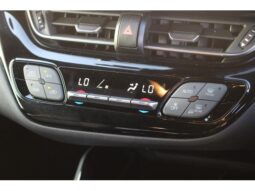 
										TOYOTA C-HR 2020 full									