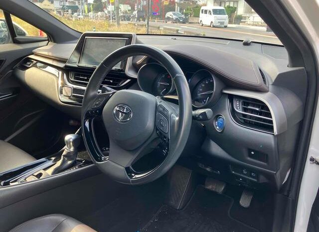 
								TOYOTA C-HR 2016 full									