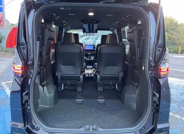 
								TOYOTA VOXY 2022 full									