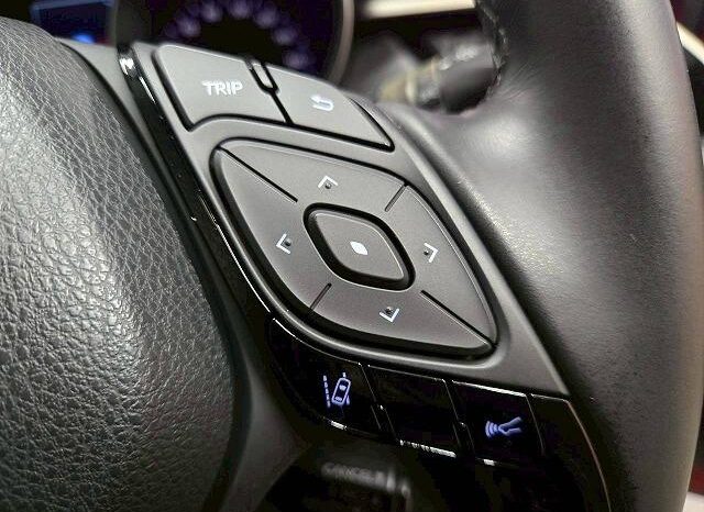 
								TOYOTA C-HR 2016 full									