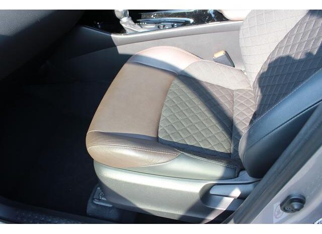 
								TOYOTA C-HR 2017 full									