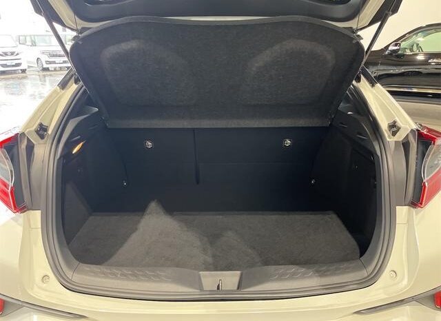 
								TOYOTA C-HR 2018 full									