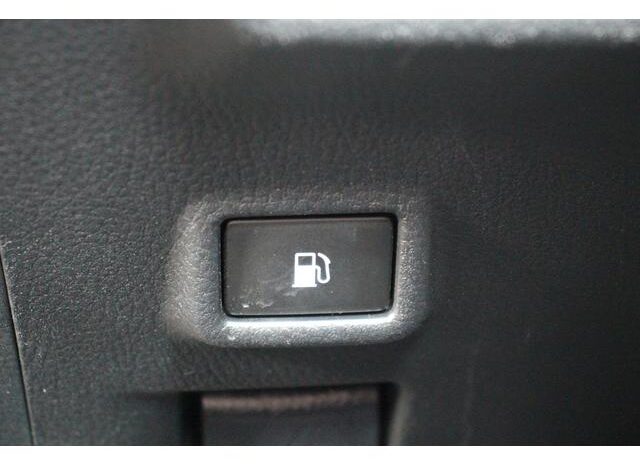 
								TOYOTA C-HR 2019 full									